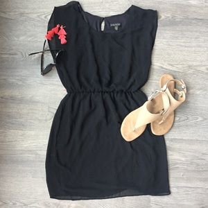 Black dress - medium